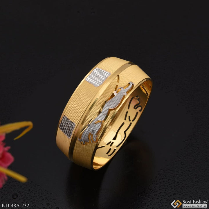 1 gram gold forming jaguar attention-getting design kada for