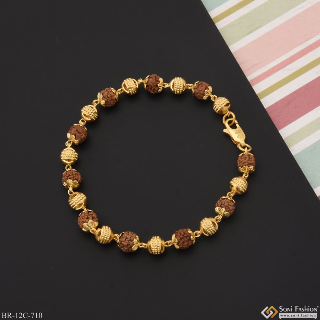 Amazon.com: Apnisanskriti Rudraksha Designer Bracelet with Chain for Boys  (6 mm Beads, Small Size, Golden Caps) - Natural Rudraksh Beads - Pack of 1:  Clothing, Shoes & Jewelry