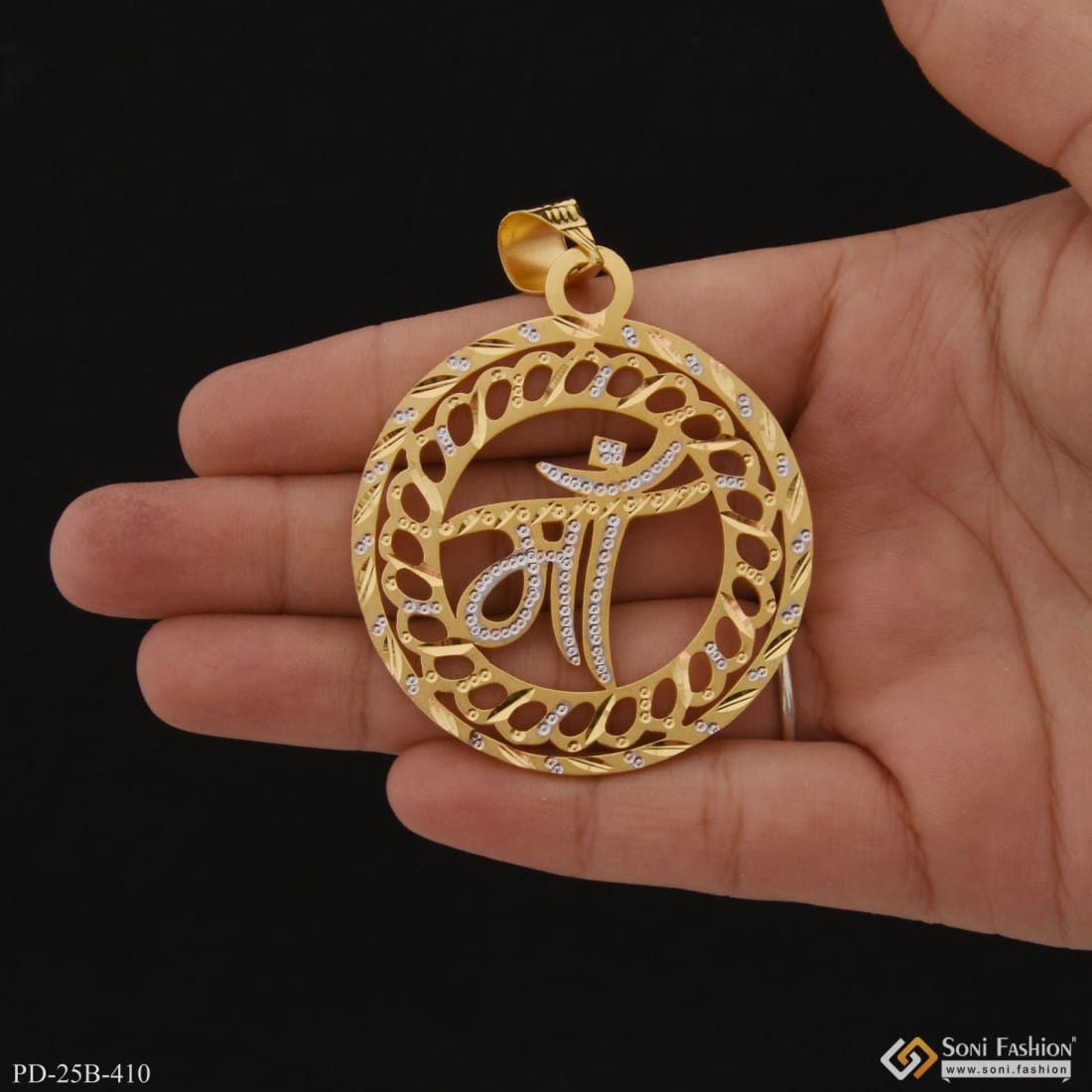 1 Gram Gold Forming Pendant Locket For Men Tagged Maa Soni Fashion