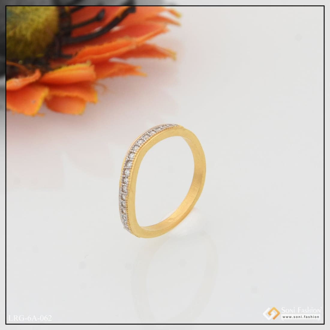 The Berinhard Gold Ring | PC Jeweller