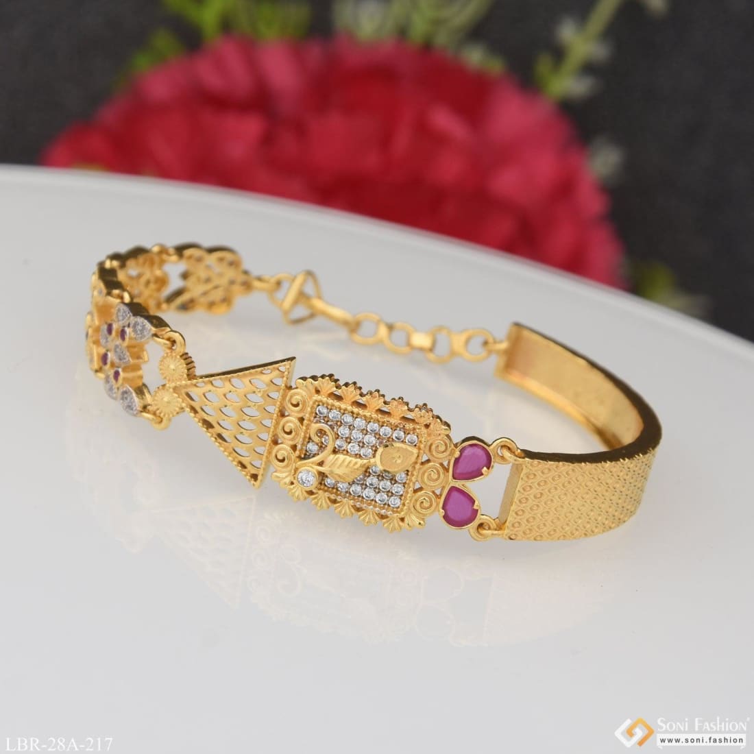 Buy Juicy Couture Crystal Sunshine Bracelet Kit (189 Pieces) Online in Dubai  & the UAE|Toys 'R' Us