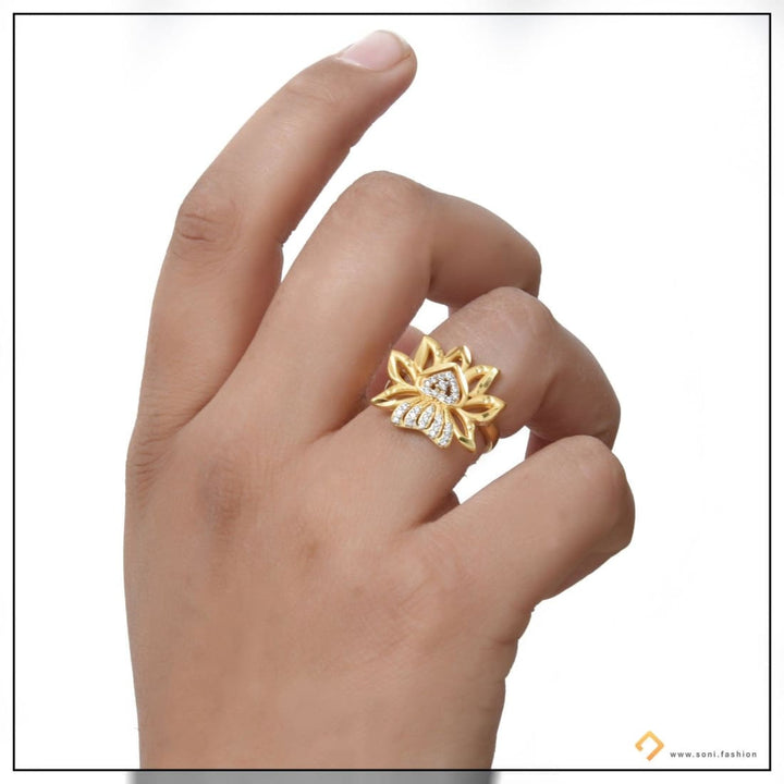 1 gram gold plated heart on flower with diamond designer