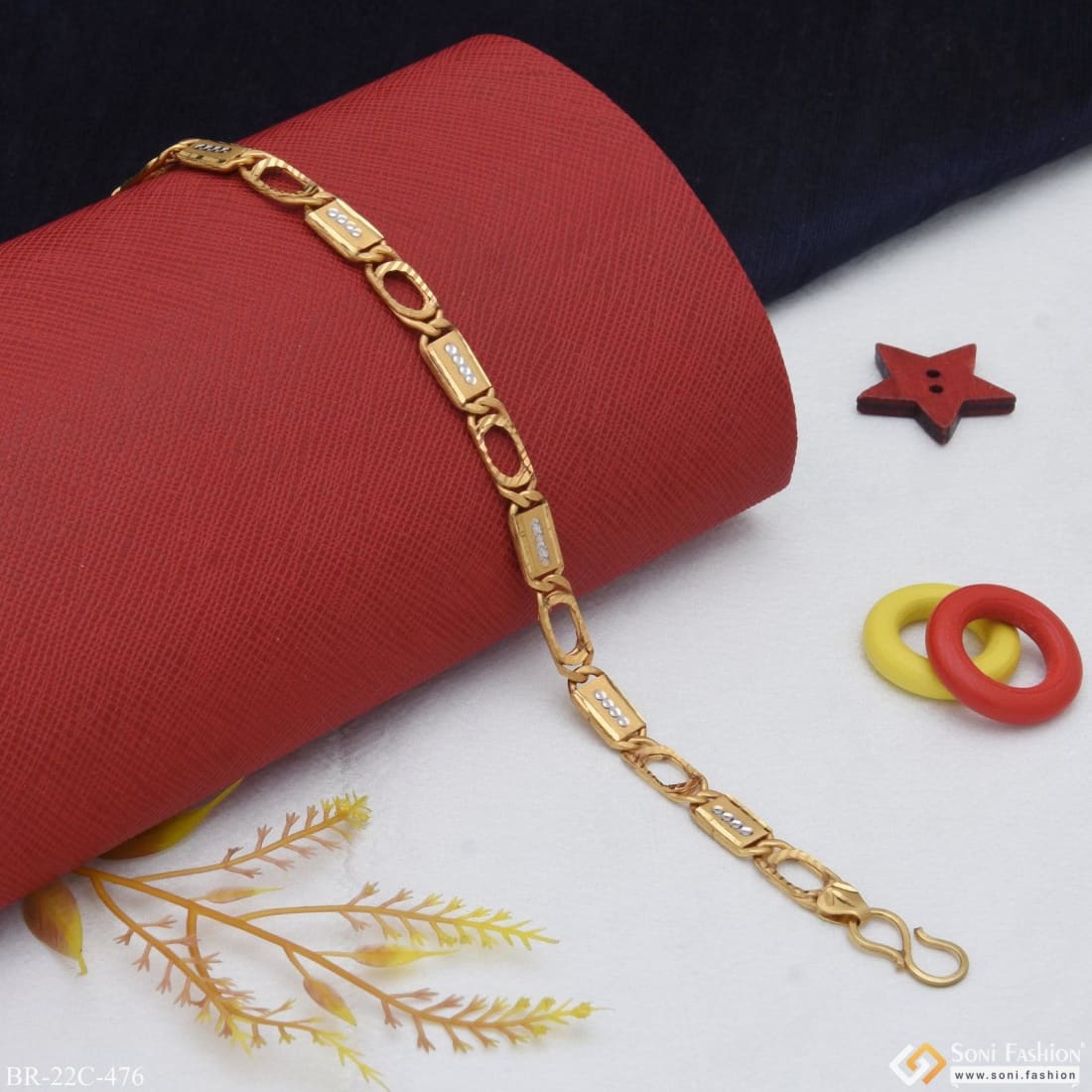 Gold bracelet hot sale chain design