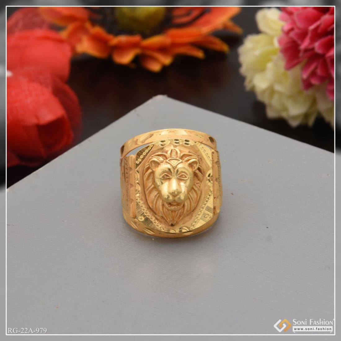 Gold ring lion on sale face