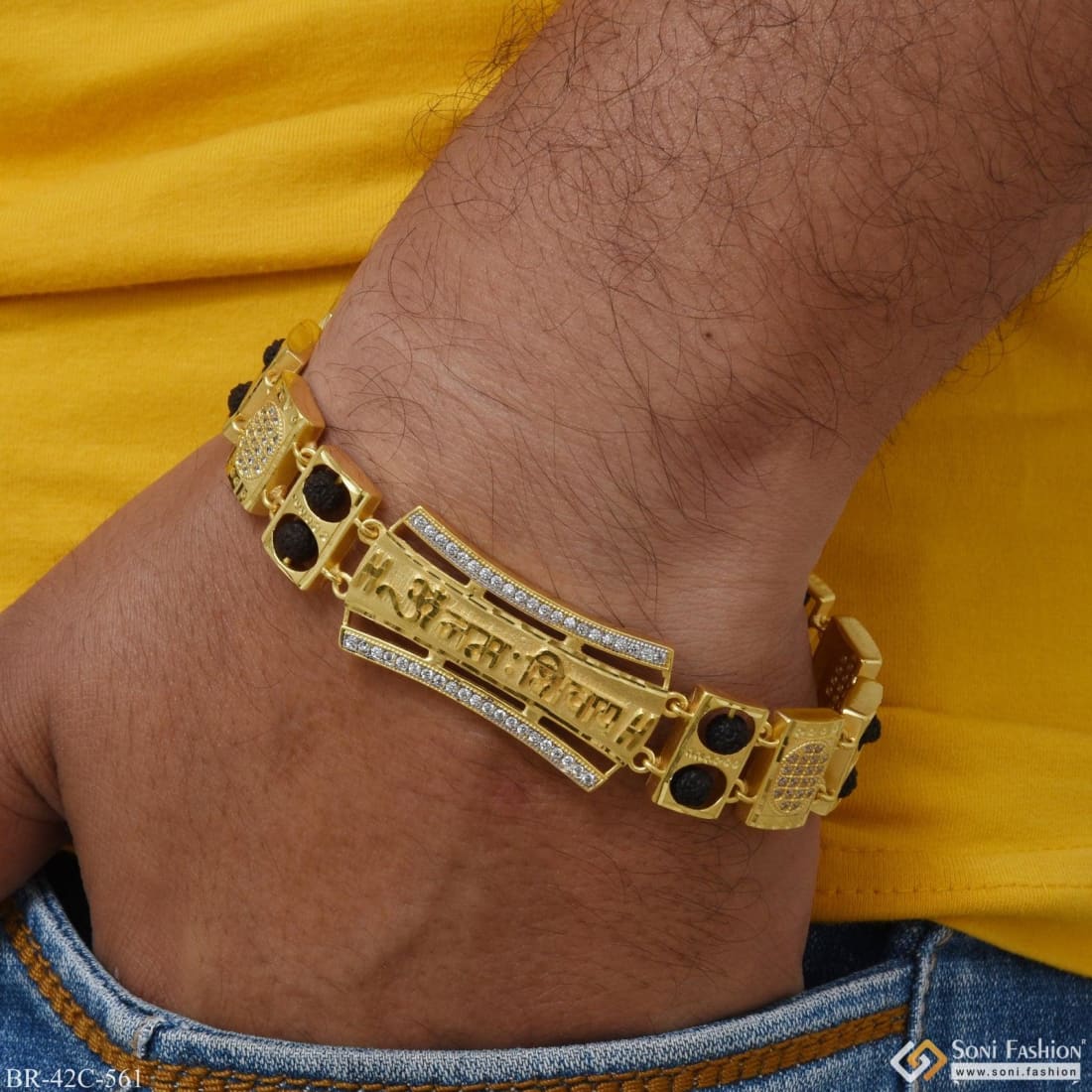 Gold Plated Om Rudraksha Bracelet at Rs 45/piece | Rudraksha Kada and  Bracelet in Jaipur | ID: 21061740091
