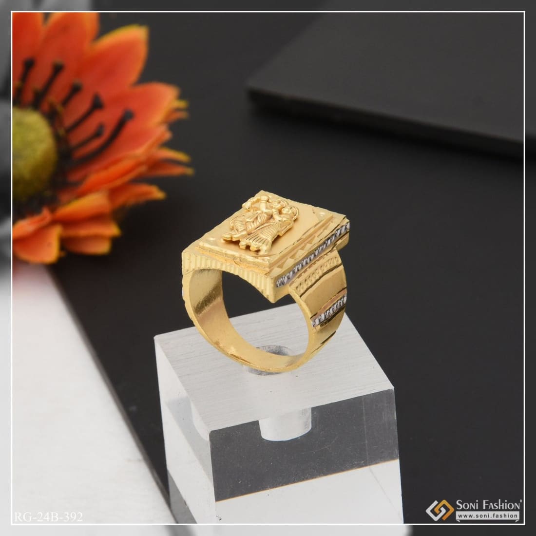 Buy Unique Fashion Ring Online From Kisna