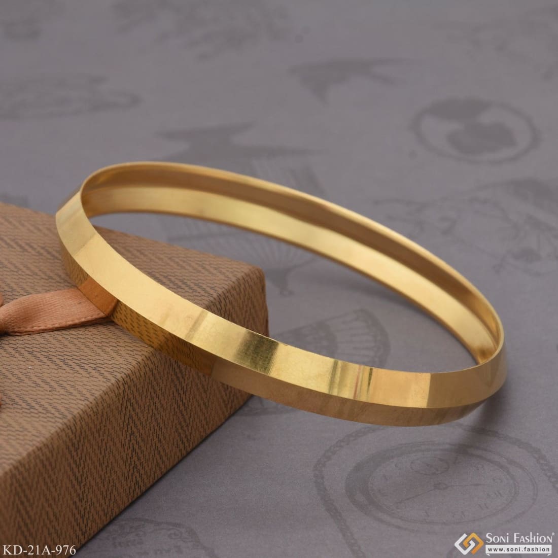 Gold kada design on sale gents