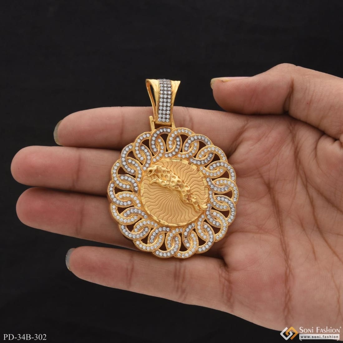 Gold medallion for men online