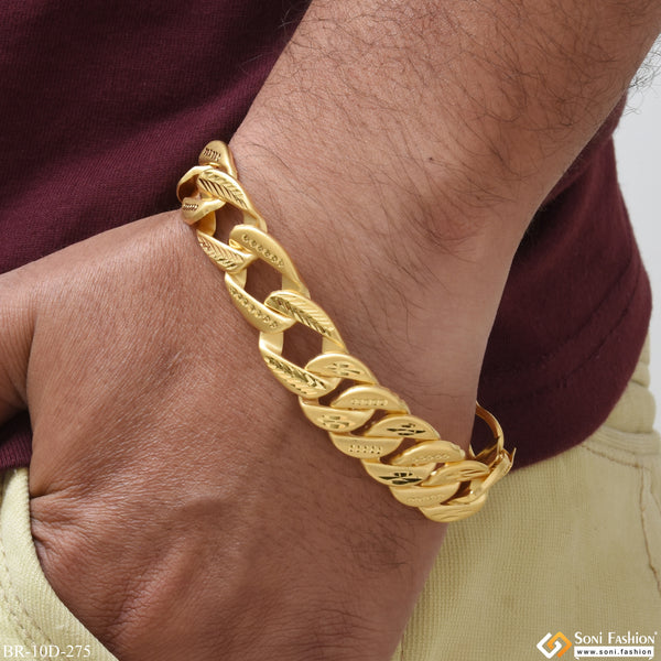 Etched Design High-Quality Gold Plated Pokal Bracelet for Men - Style D275