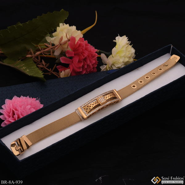 Classic Diamond Design With Attractive Border In Gold Plated Stainless Steel Bracelet - Style A939