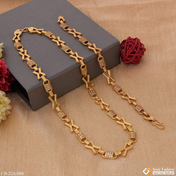 Expensive-looking Design With Diamond Gold Plated Chain Bracelet - Style A004