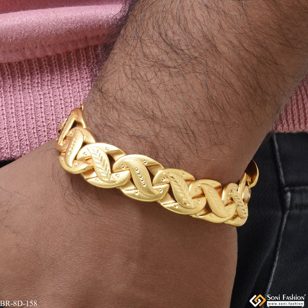 Funky Design Latest Design High-Quality Gold Plated Bracelet for Men - Style D158