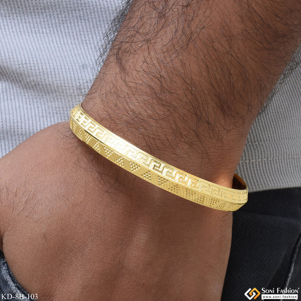 Hand-Crafted Design Gold Plated Punjabi Kada for Men - Style B103