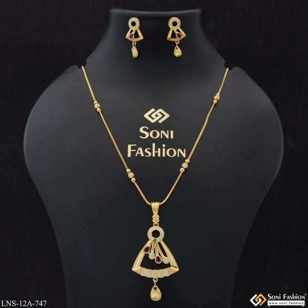 Triangle Shape Cool Design Gold Plated Chain Pendant for Ladies - Style A747