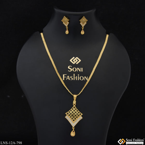 Magnificent Design Gold Plated Chain Pendant for Ladies - Style A798