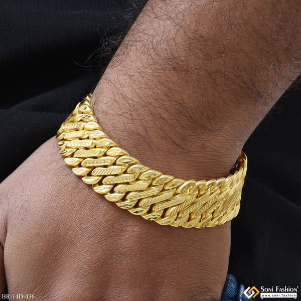 Latest Design Gold Plated Pokal Bracelet for Men - Style D436