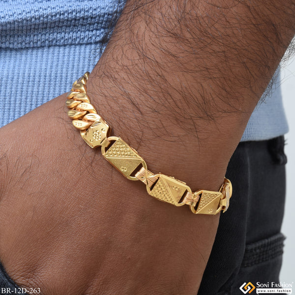 Lovely Design Finely Detailed Design Gold Plated Bracelet for Men - Style D263