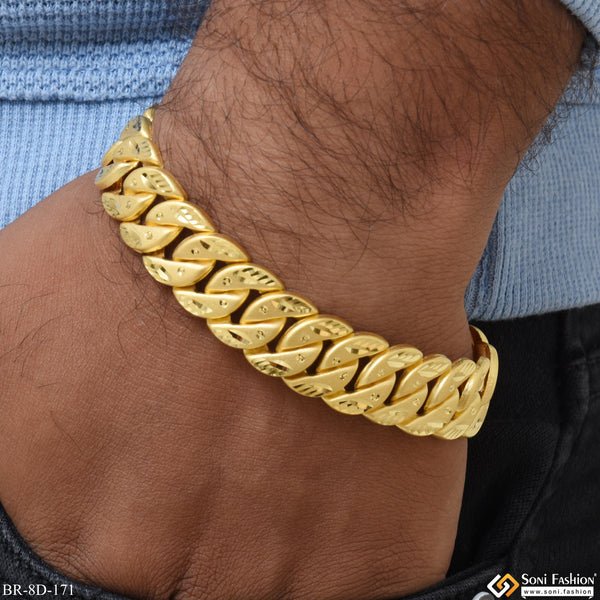 Pokal Fancy Design High-Quality Gold Plated Bracelet for Men - Style D171