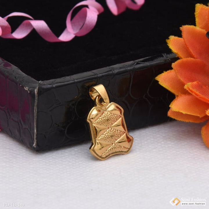 Attention-getting Design High Quality Gold Plated Pendant