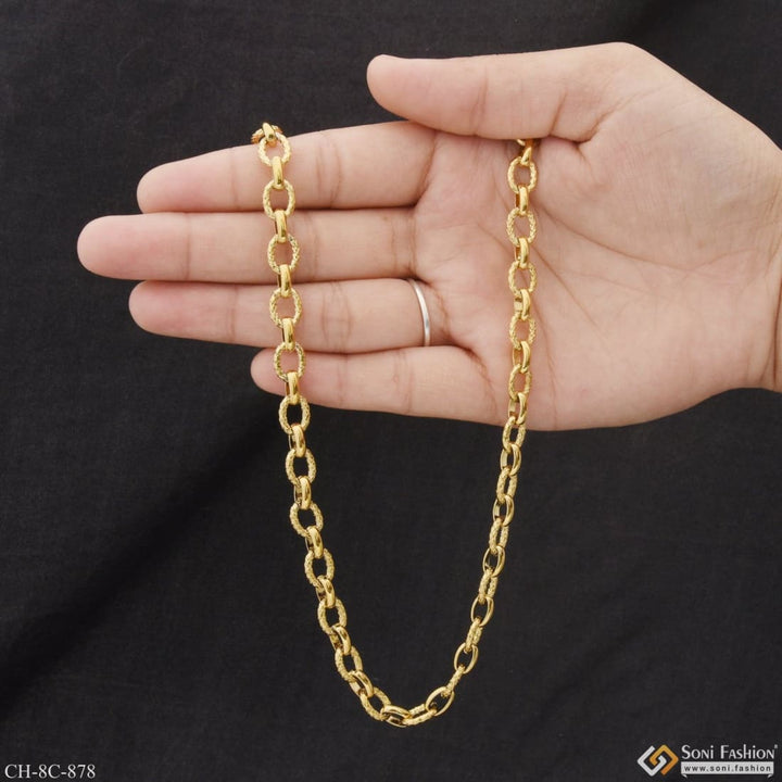 Beautiful design premium-grade quality golden color chain