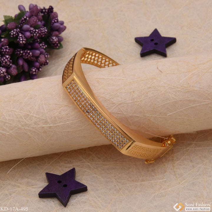 Best Quality Elegant Design With Diamond Gold Plated Kada