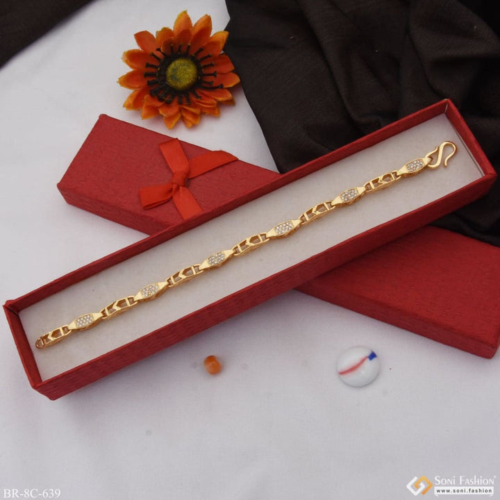 Charming design with diamond extraordinary gold plated