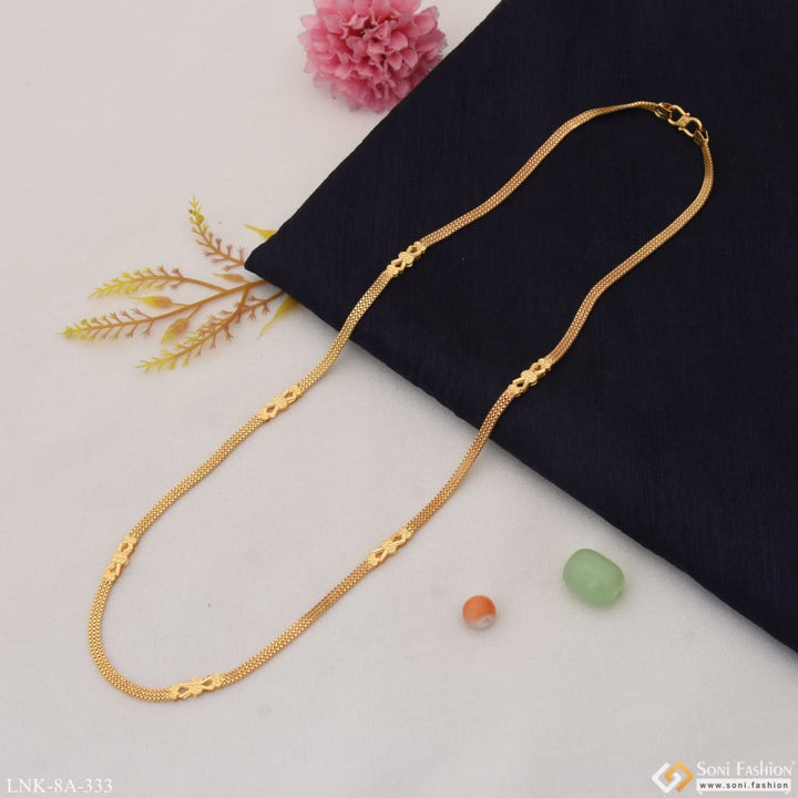 Gold plated necklace with chain and flower detail - Decorative Design Unique Style A333