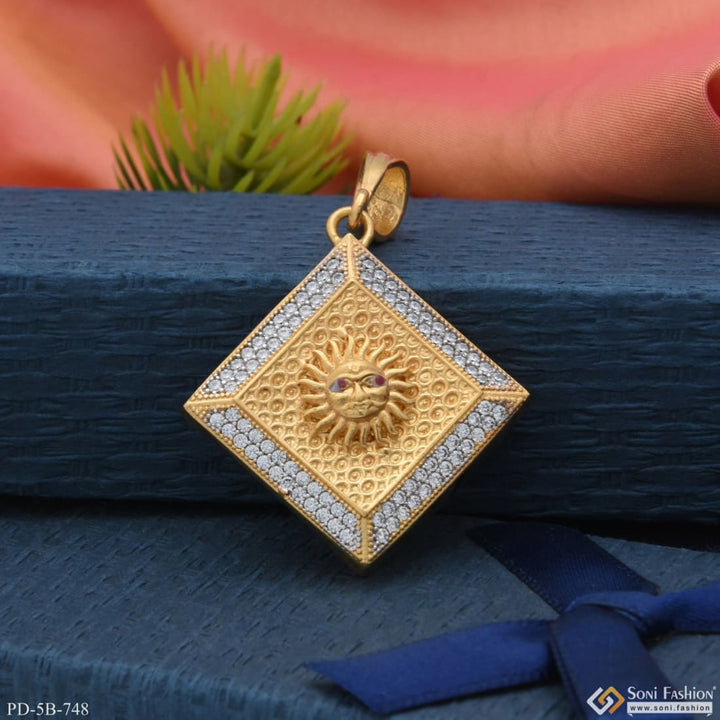 Sun with diamond attention-getting design gold plated