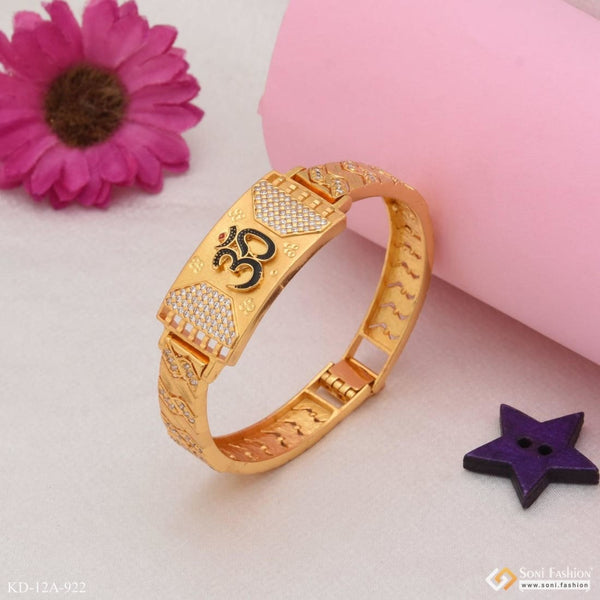 Om with diamond etched design high-quality kada bracelet for