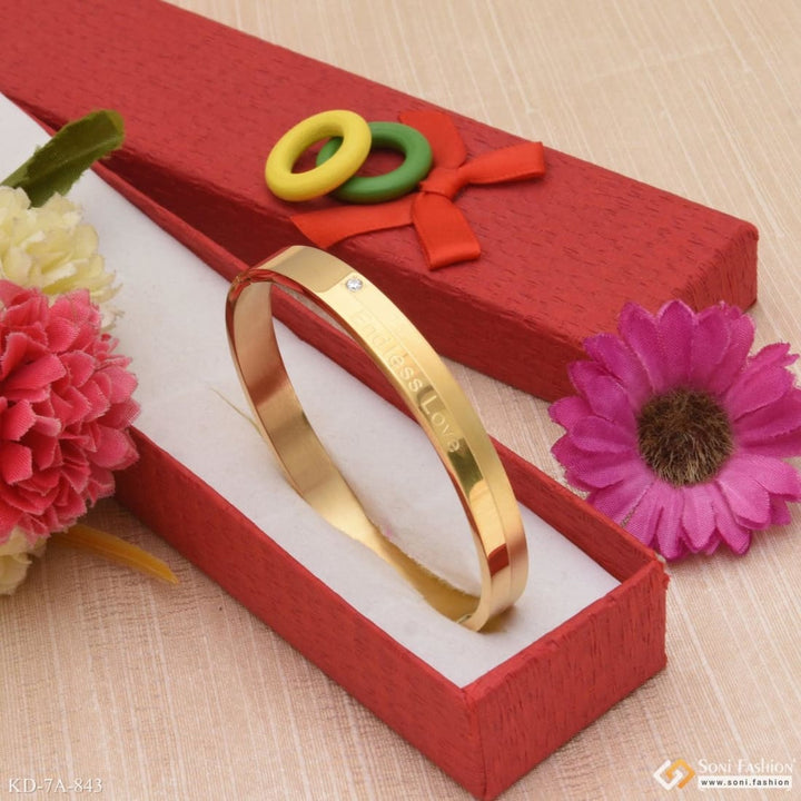 Endless Love Exquisite Design High-quality Golden Color