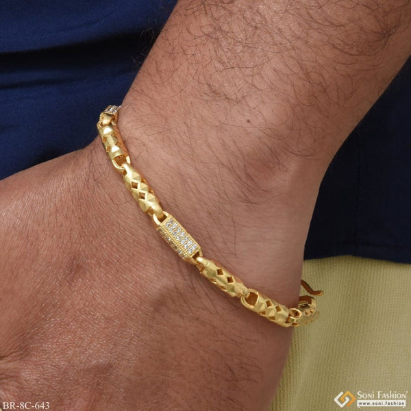 Etched design with diamond best quality gold plated bracelet