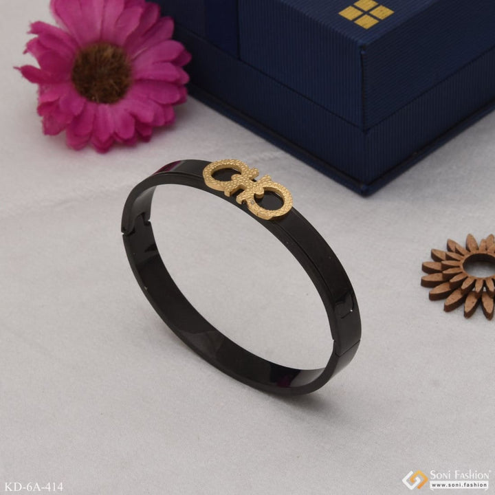 Exceptional design high-quality black & golden color kada