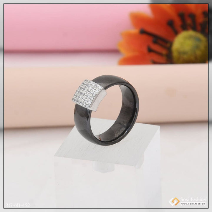 Fashionable design with diamond latest black color ring for