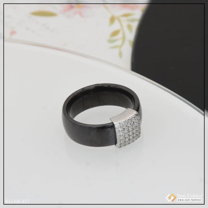 Fashionable design with diamond latest black color ring for