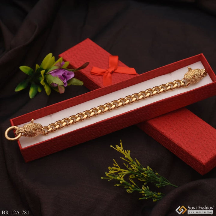 Stainless steel red box with gold chain and flower bracelet - very high quality