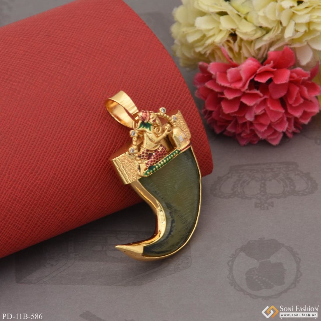 Tiger Claw Pendant and Ruby Emerald Stones Puli Nagam Goru Design