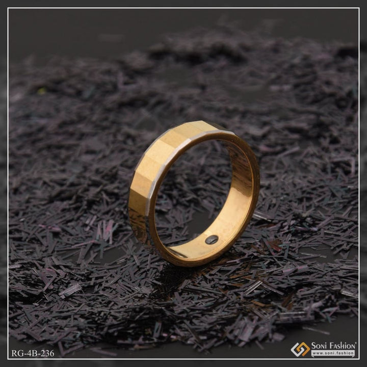 Golden fashion-forward design latest high-quality ring for