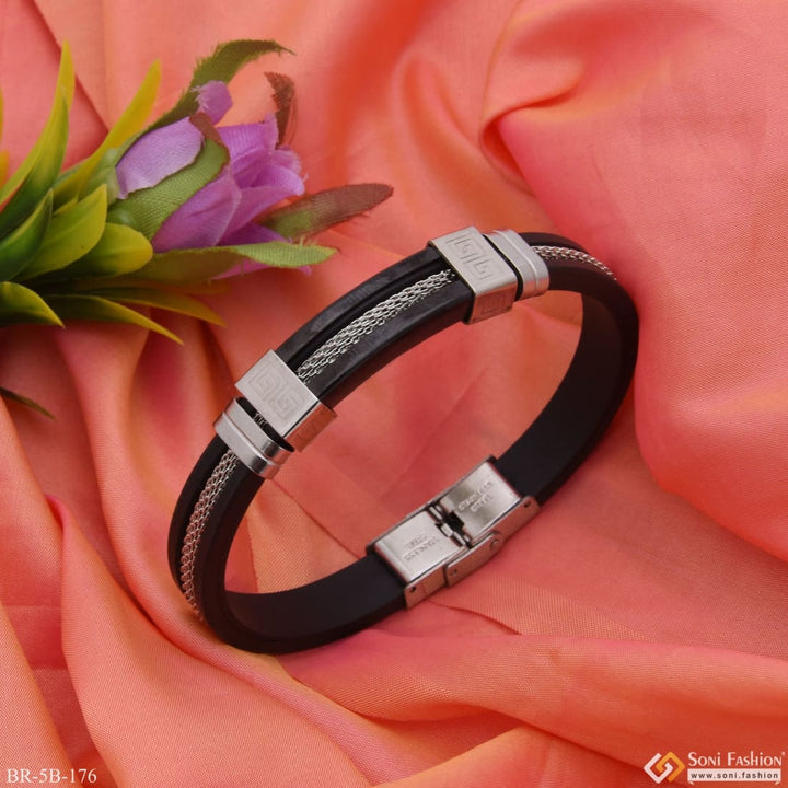 Stylish Silver Clasp Black Leather Bracelet - B176