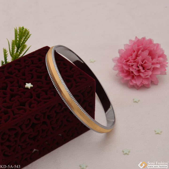 Line With Round Border Fashionable Design Golden & Silver