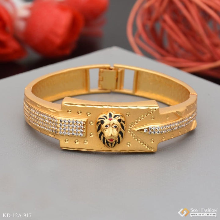 Lion with diamond casual design premium-grade quality kada