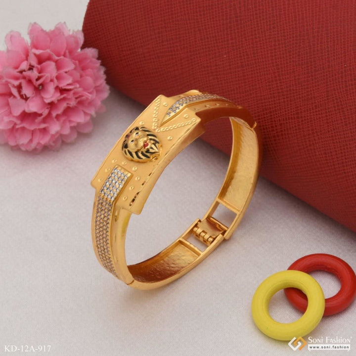 Lion with diamond casual design premium-grade quality kada