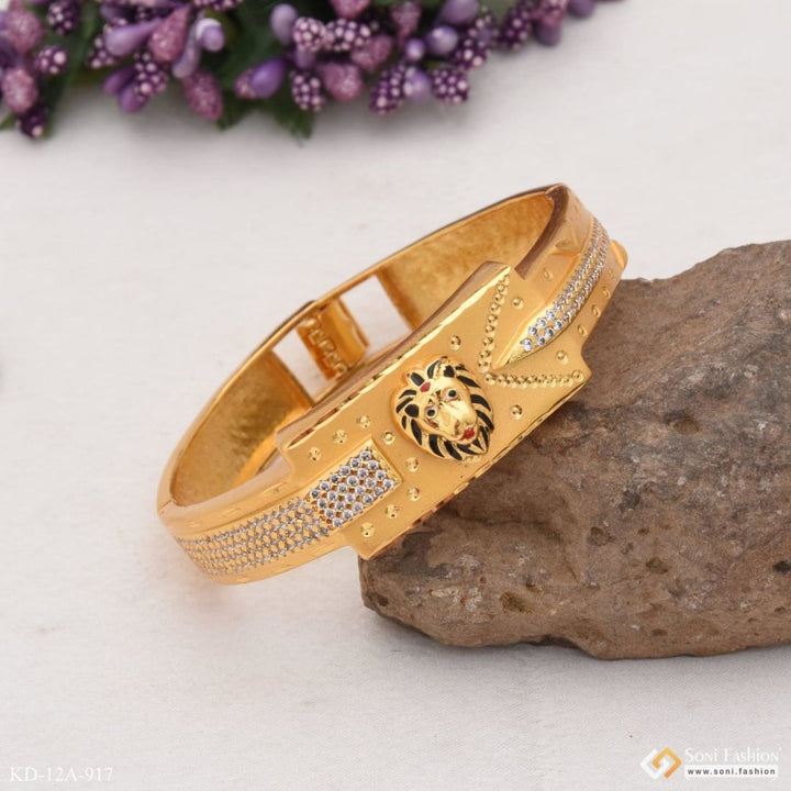 Lion with diamond casual design premium-grade quality kada