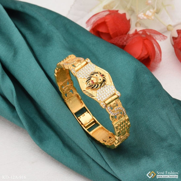 Lion with diamond superior quality hand-finished design kada