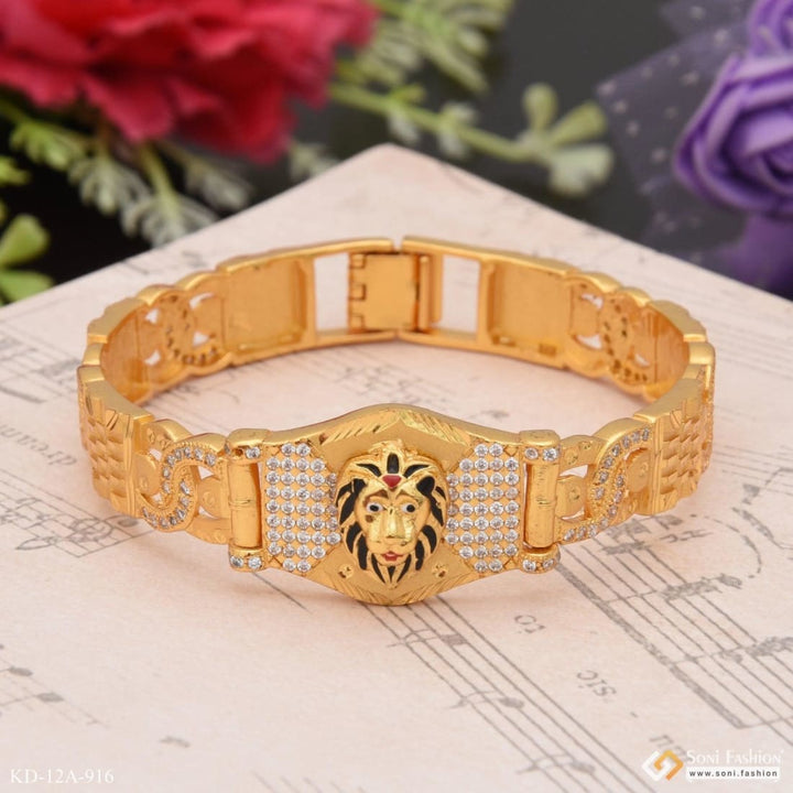 Lion with diamond superior quality hand-finished design kada