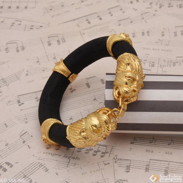 Lion Face Best Quality Elegant Design Gold Plated Genda