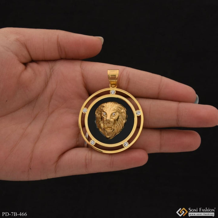 Lion superior quality sparkling design gold plated pendant