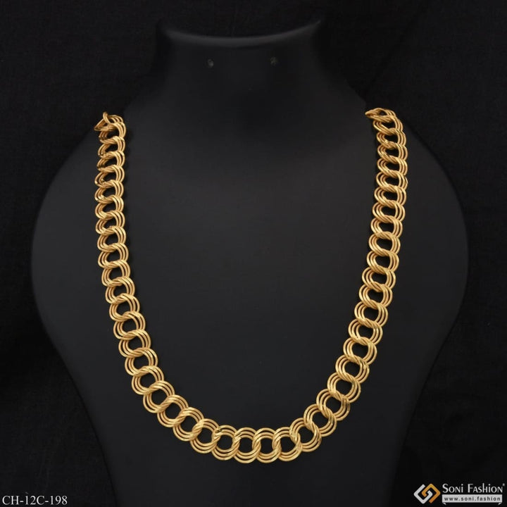 Ring into etched design high-quality gold plated chain for