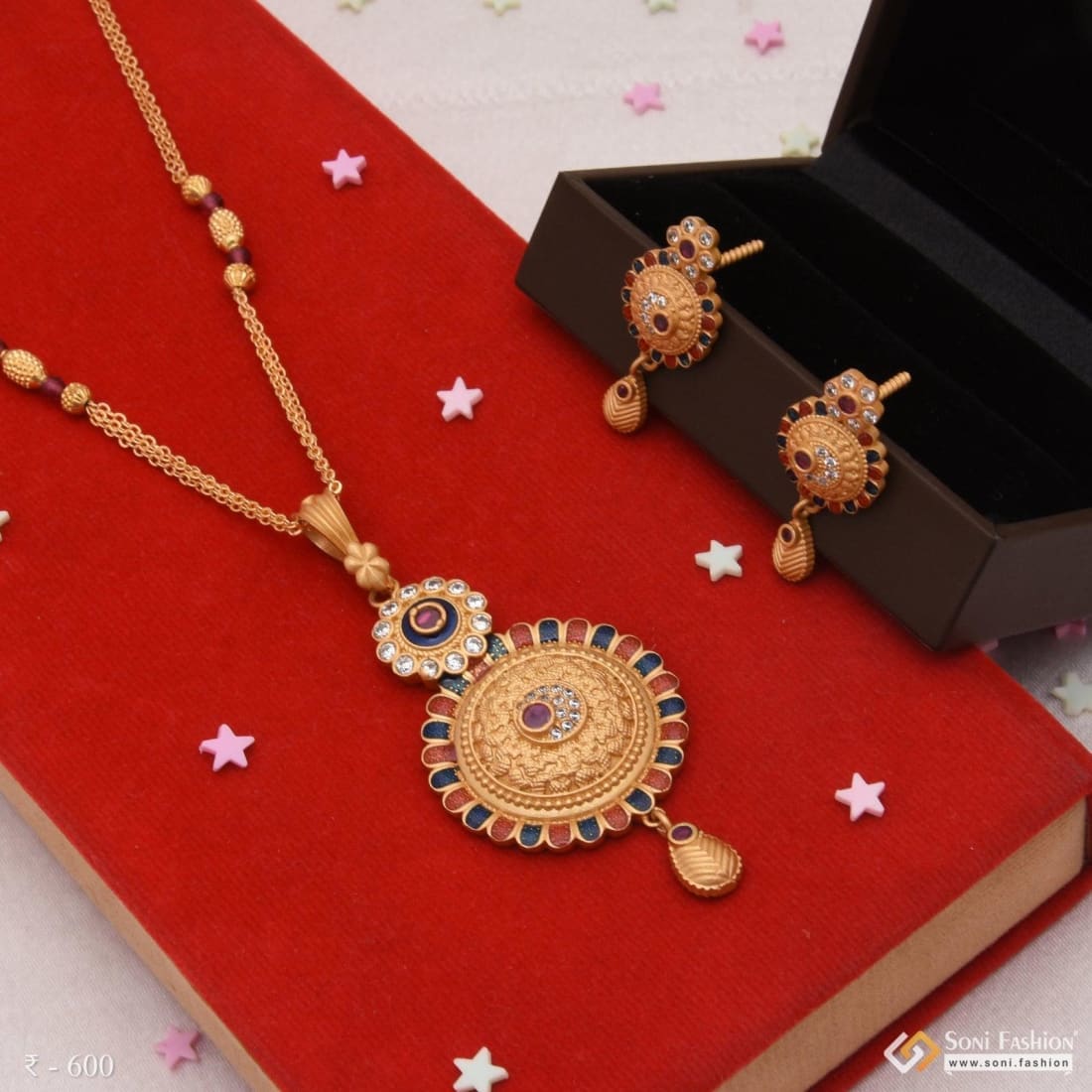 N0308_Grand traditional style Gold plated long necklace set with fine