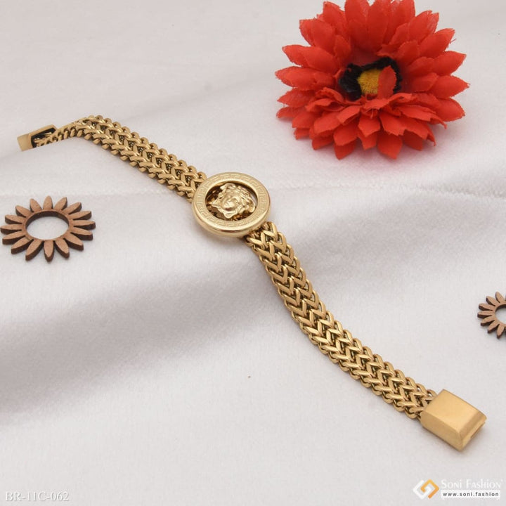 Round shape 2 line glamorous design golden color bracelet