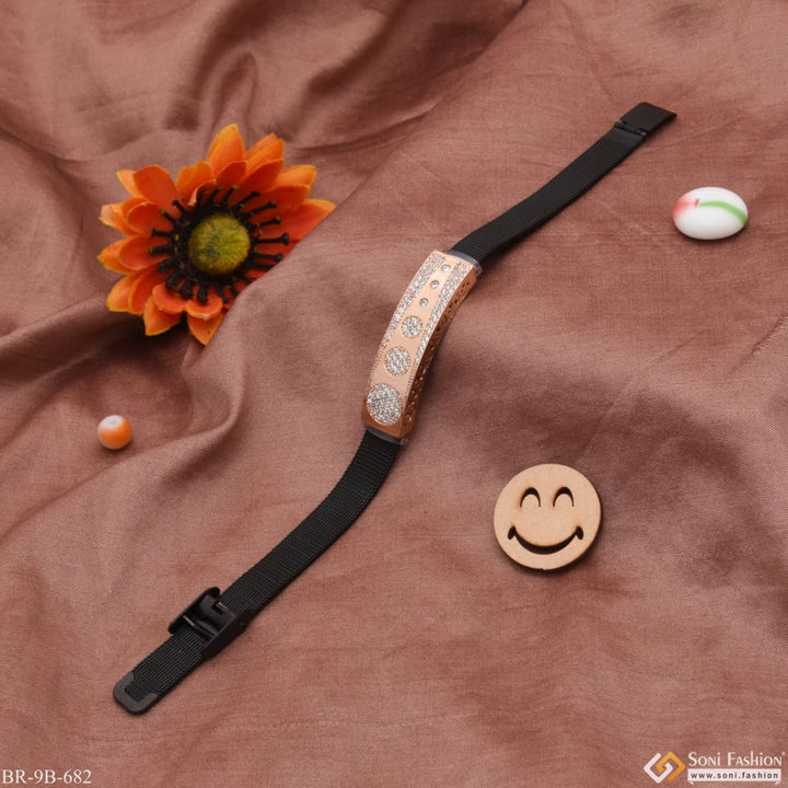 Rose gold bracelet with smiley face wooden watch - Round With Diamond Cute Design - Style B682